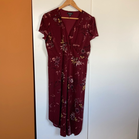 Le Chateau floral midi dress - Picture 1 of 6